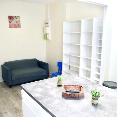 Family Home 桑斯 外观 照片